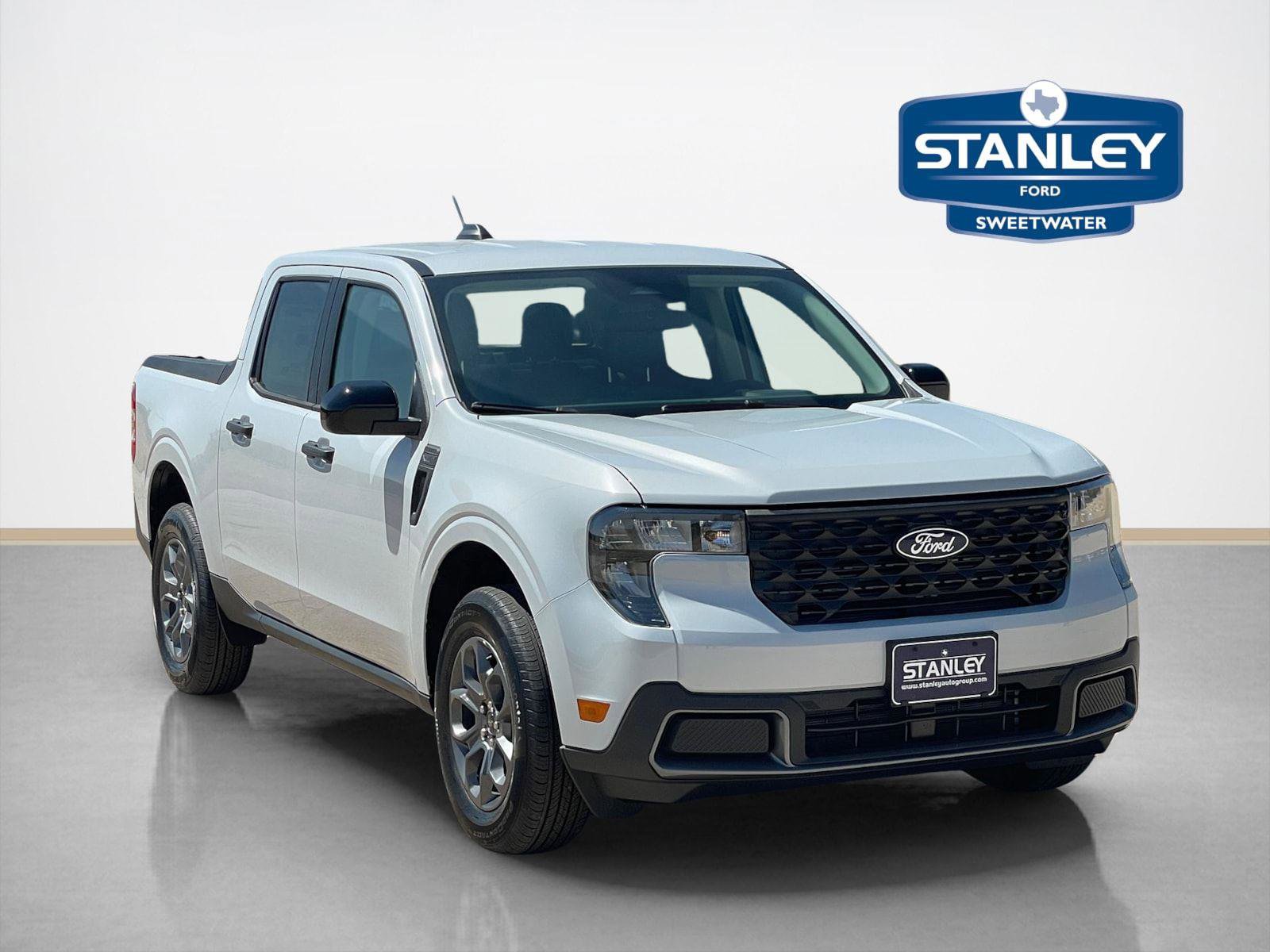 New 2025 Ford Maverick XLT w/ XLT Luxury Package