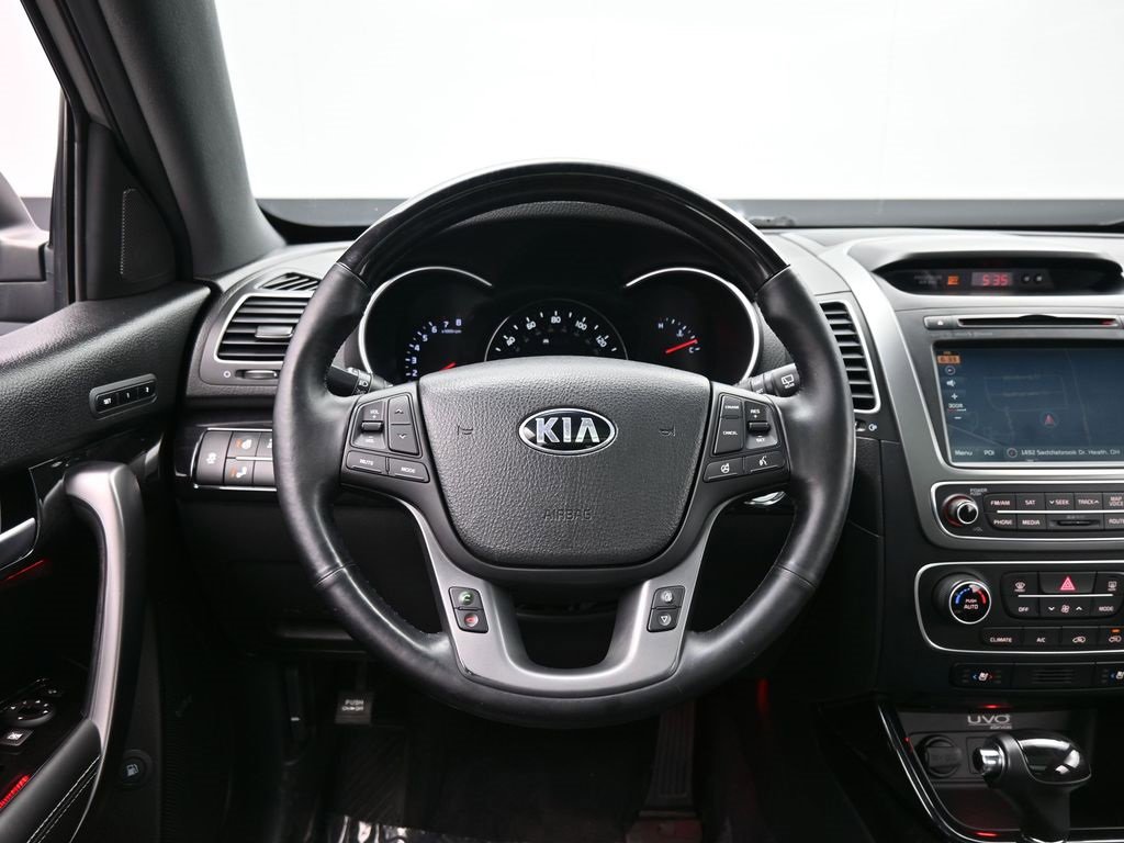 Used 2014 Kia Sorento SX image 46