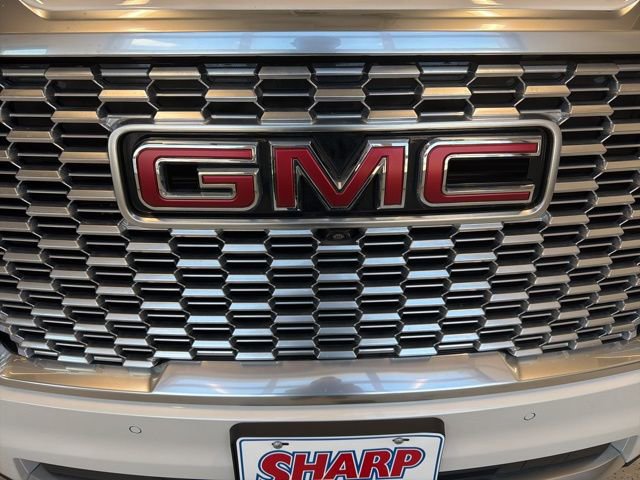 Used 2023 GMC Yukon Denali AWD/4WD image 13