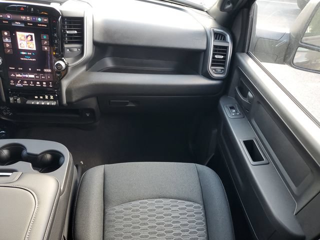 New 2025 RAM 2500 Tradesman AWD/4WD image 18