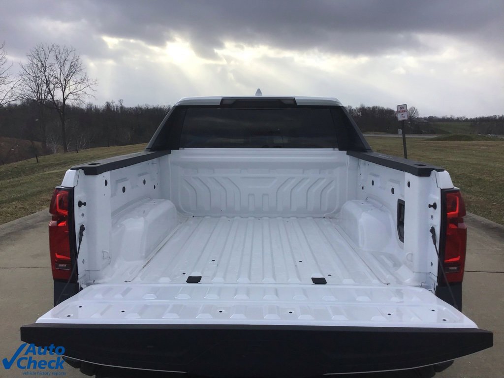 Used 2024 Chevrolet Silverado EV W/T image 6