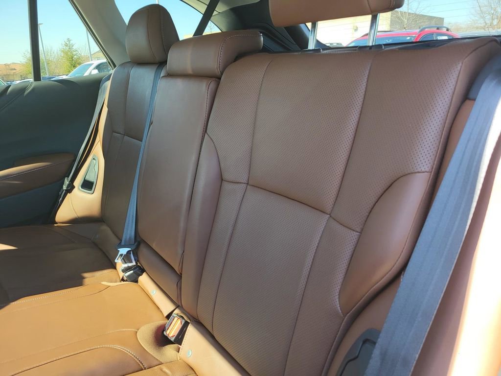 Used 2020 Subaru Outback Touring w/ Popular Package #2 image 16