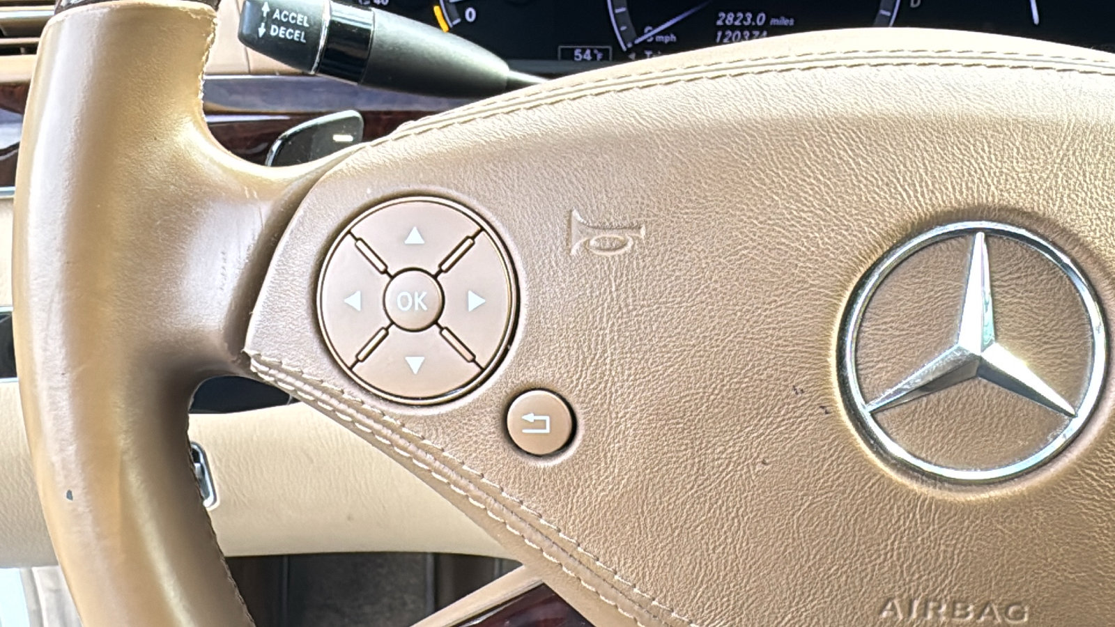 Used 2013 Mercedes-Benz S 550 image 23