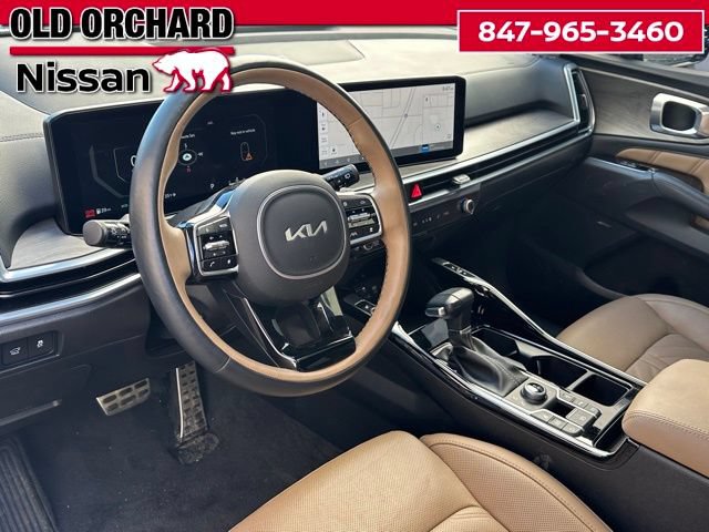 Used 2025 Kia Sorento SX Prestige w/ Olive Brown Leather Package AWD/4WD image 18