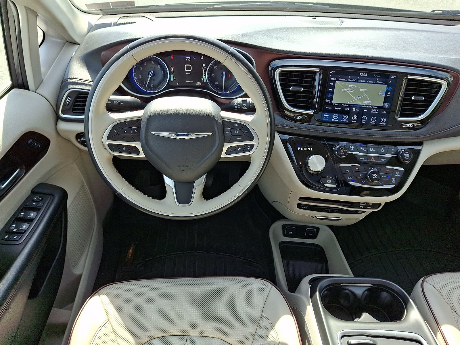 Used 2019 Chrysler Pacifica Limited w/ Advanced Safetytec Group FWD image 16