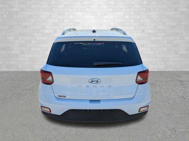New 2026 Hyundai Venue SEL image 3