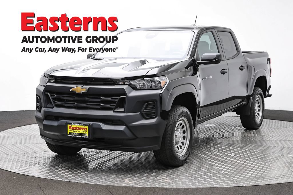 Used 2023 Chevrolet Colorado W/T RWD image 1