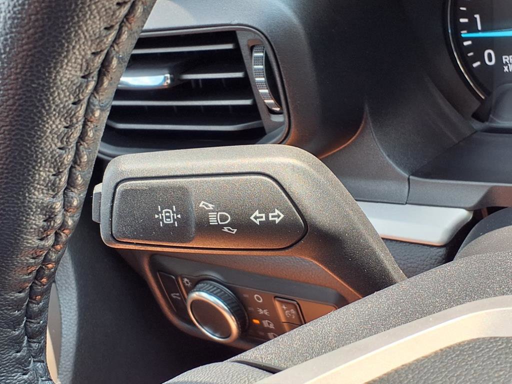 Used 2023 Ford Explorer XLT image 19