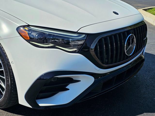 New 2026 Mercedes-Benz E 53 AMG 4MATIC Sedan image 3