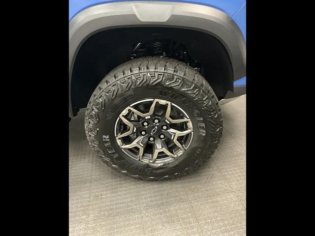 New 2026 Chevrolet Colorado ZR2 AWD/4WD image 39