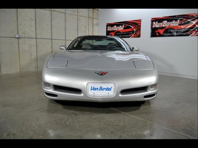 Used 1997 Chevrolet Corvette Coupe w/ Memory Pkg image 3