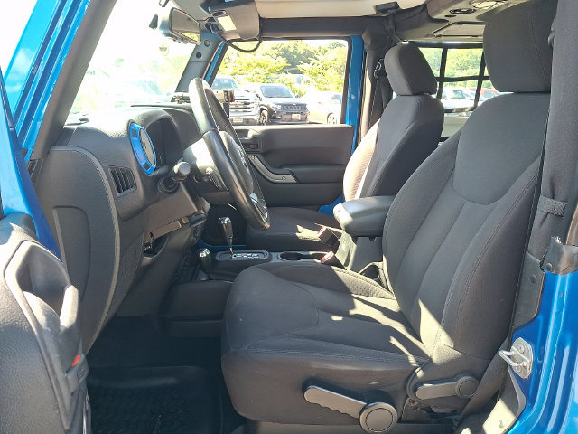 Used 2015 Jeep Wrangler Sport w/ Quick Order Package 24S AWD/4WD image 2