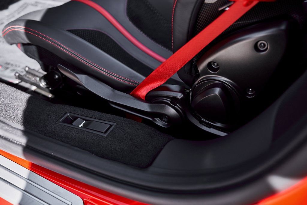 Used 2022 Ferrari F8 Tributo image 45