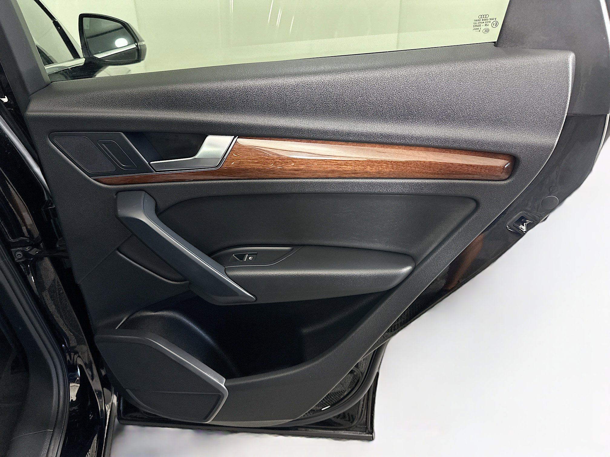 Used 2021 Audi Q5 Premium image 31