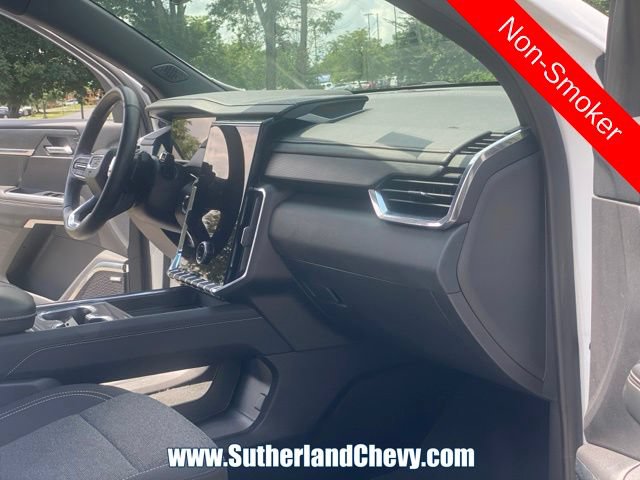 Used 2025 GMC Acadia Elevation FWD image 18