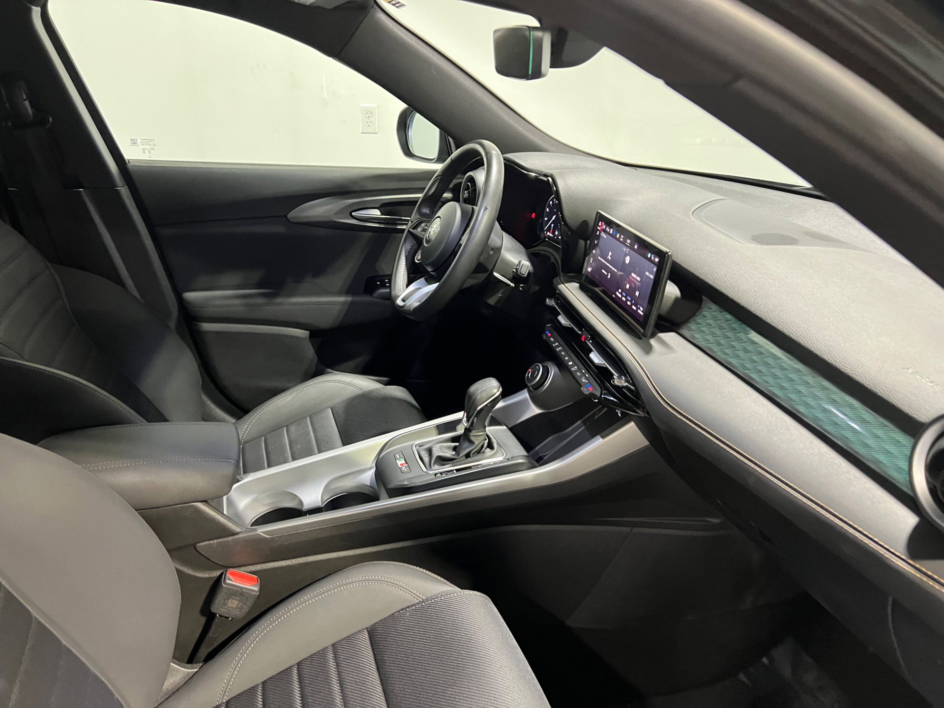 Used 2024 Alfa Romeo Tonale Ti image 42