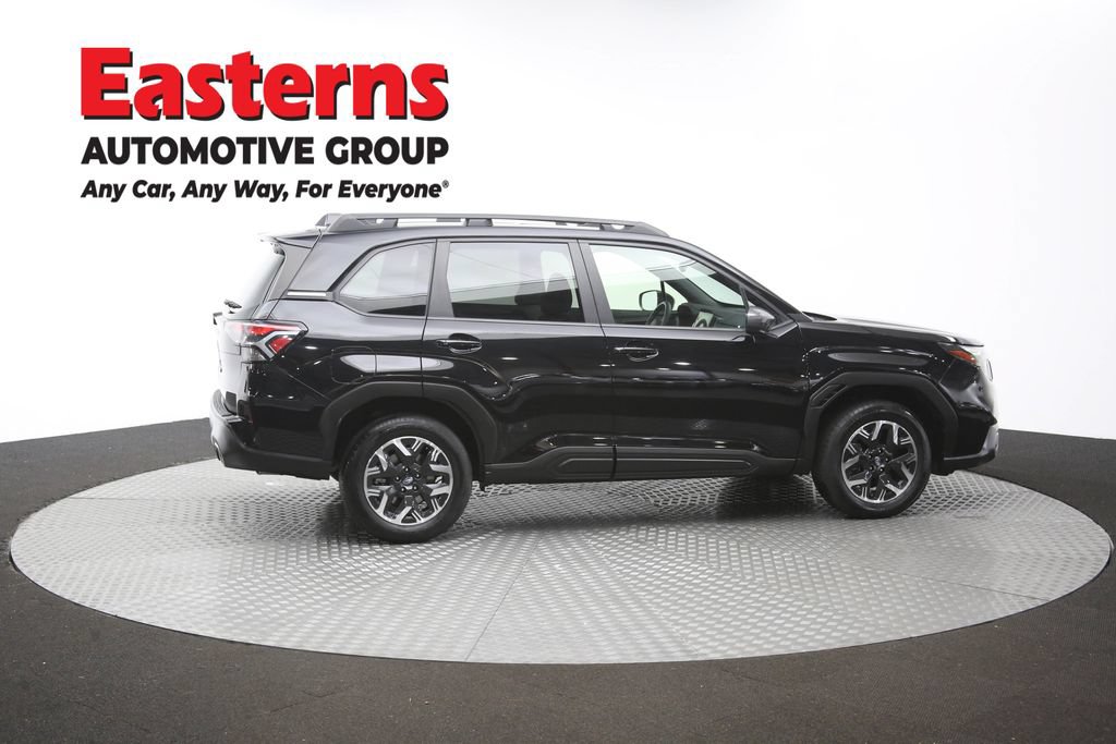 Used 2025 Subaru Forester Premium AWD/4WD image 92