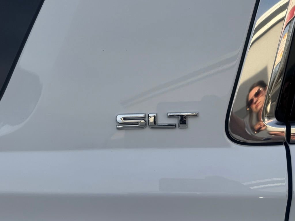 Used 2016 GMC Yukon SLT w/ Premium Edition image 11