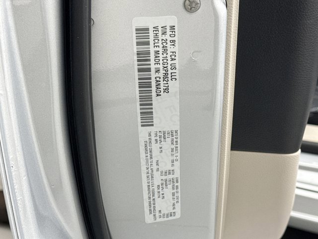 Used 2023 Chrysler Voyager LX image 22