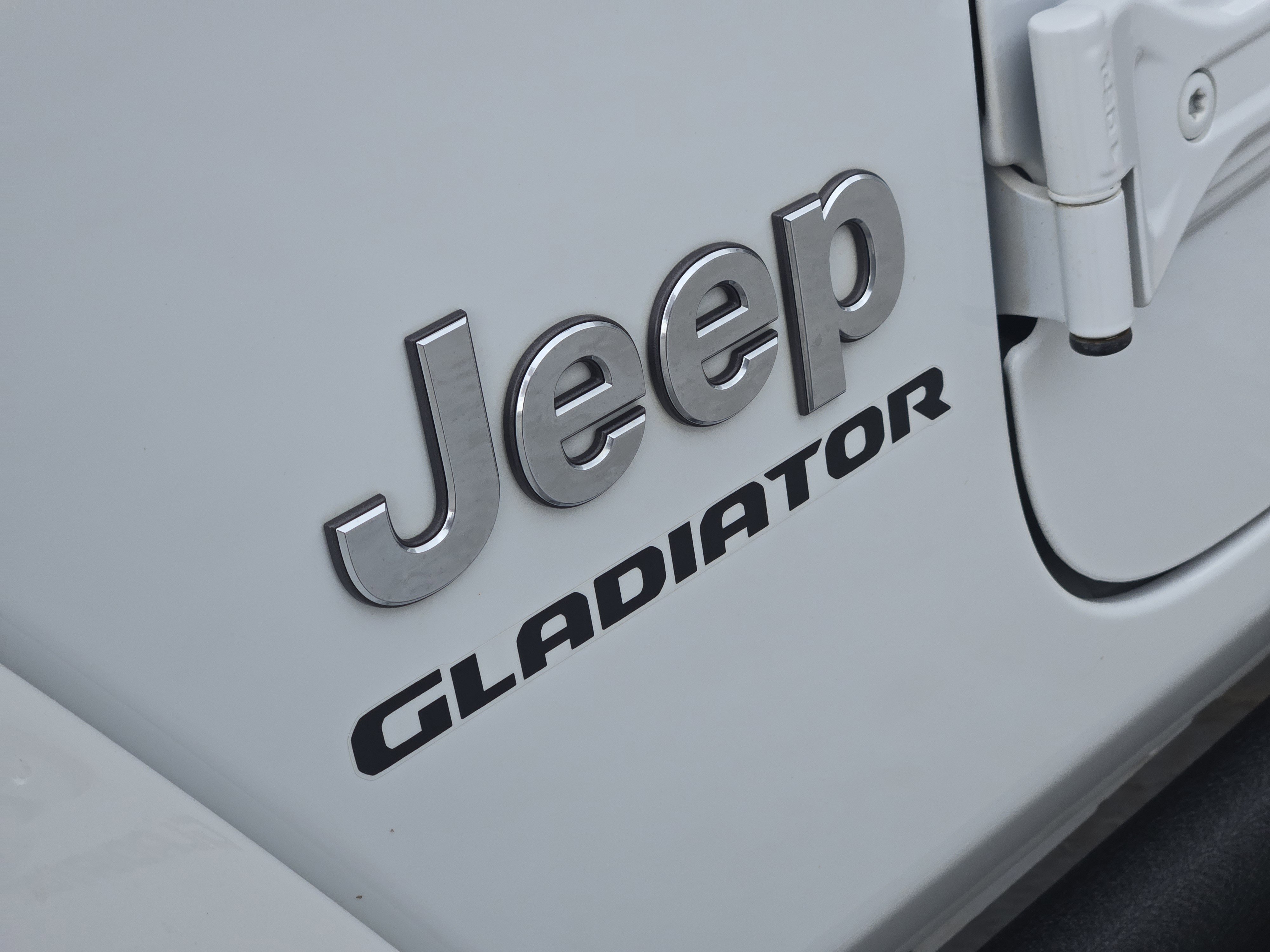 Used 2021 Jeep Gladiator Overland w/ Popular Equipment Package image 12