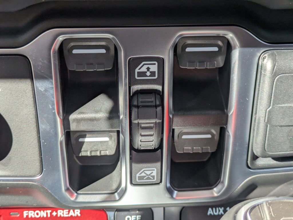 New 2026 Jeep Gladiator Rubicon AWD/4WD image 25