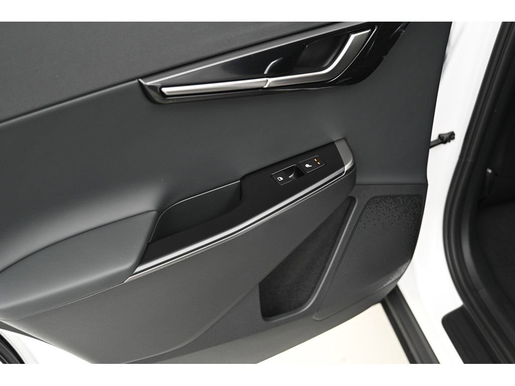 New 2025 Kia EV6 Light w/ Light LR Technology Package image 11