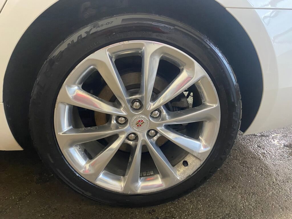 Used 2014 Cadillac XTS Platinum image 29