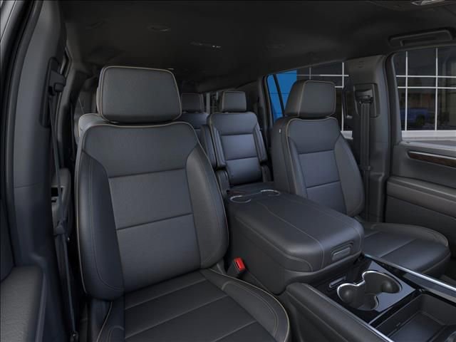 New 2025 Chevrolet Suburban Premier image 16