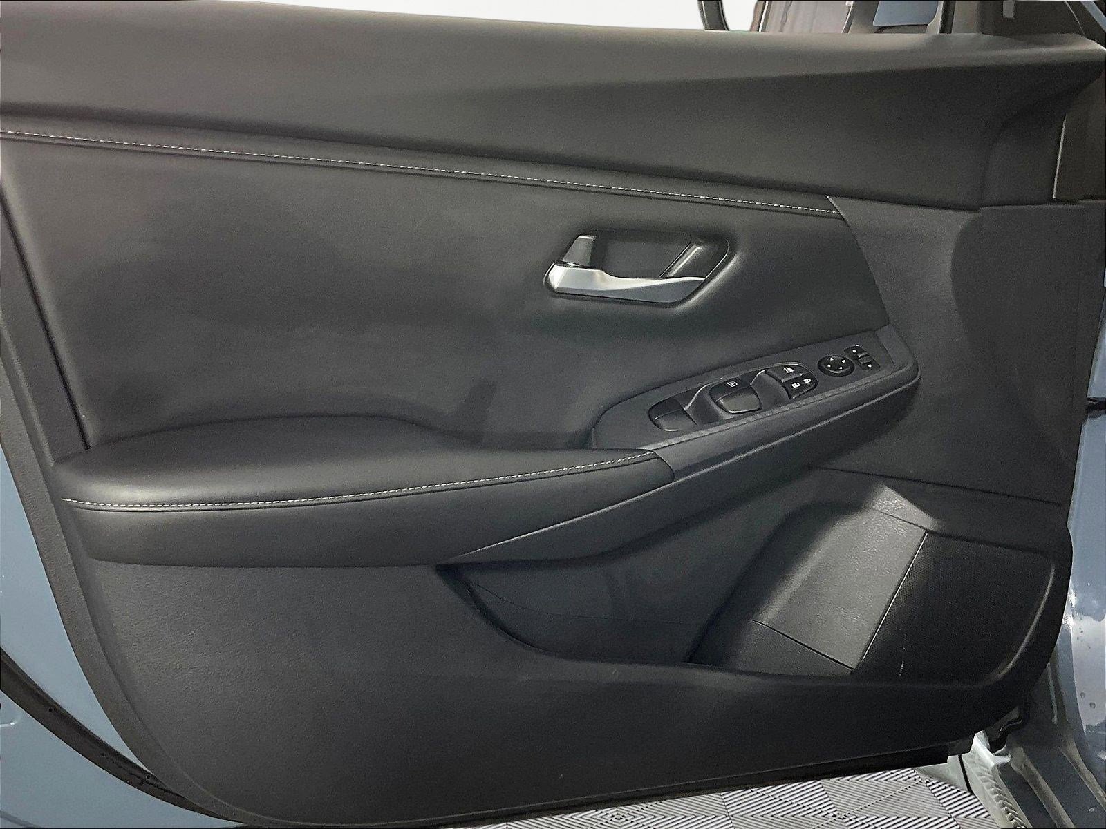 Used 2024 Nissan Sentra SV FWD image 20