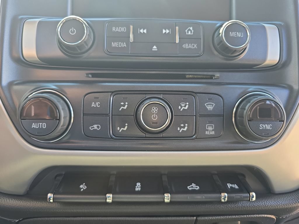 Used 2017 GMC Sierra 1500 SLE w/ SLE Value Package AWD/4WD image 21