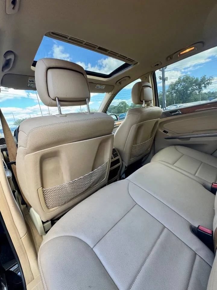 Used 2009 Mercedes-Benz ML 320 BlueTEC 4MATIC image 9