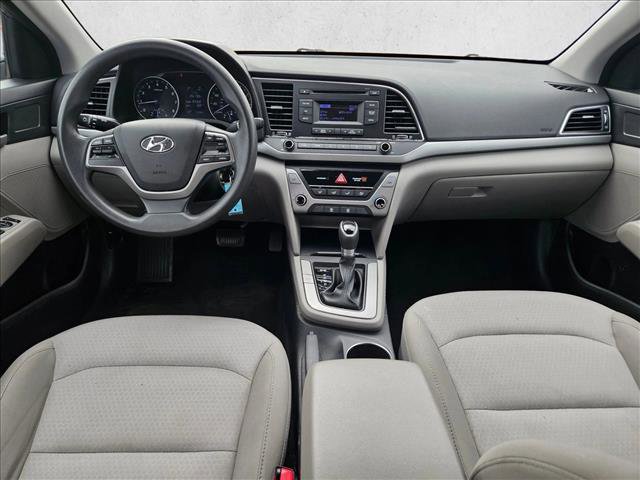 Used 2017 Hyundai Elantra SE image 14