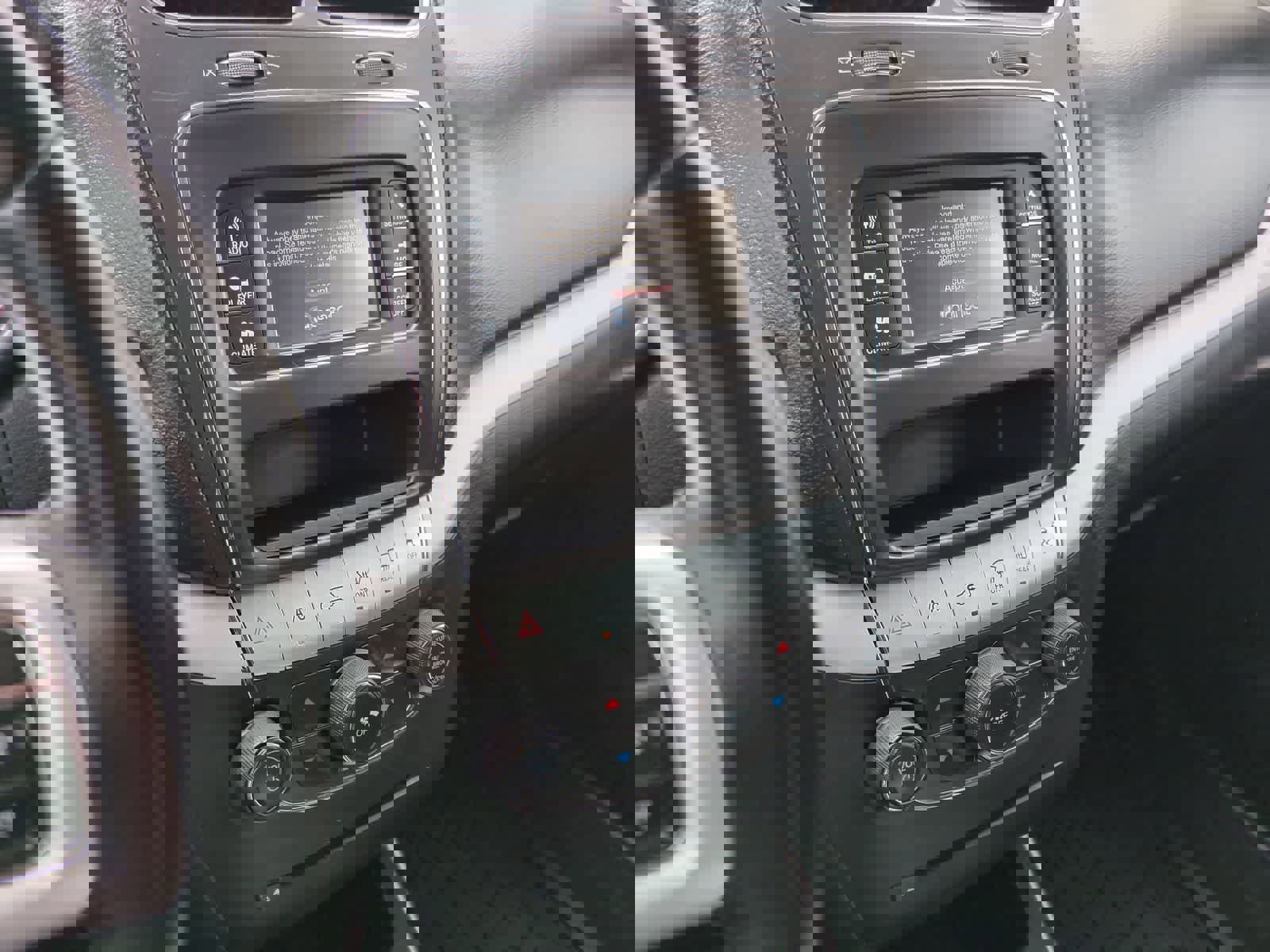 Used 2016 Dodge Journey SE w/ Flexible Seating Group image 25