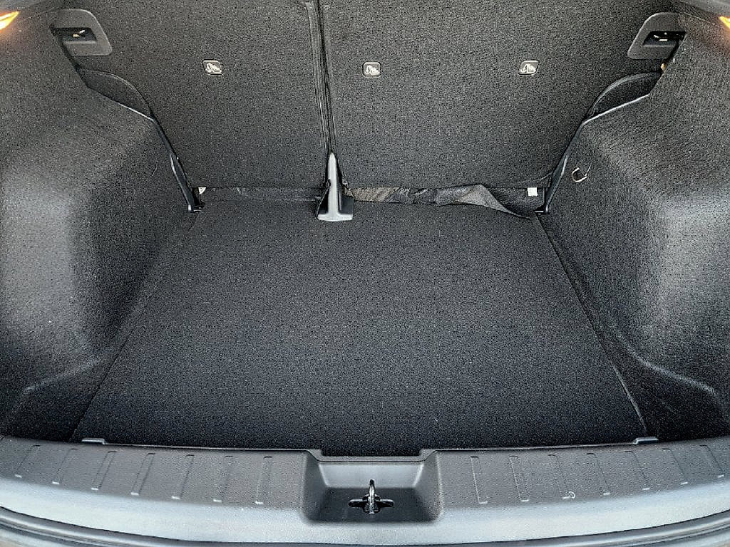 New 2027 Nissan Kicks SR FWD image 25