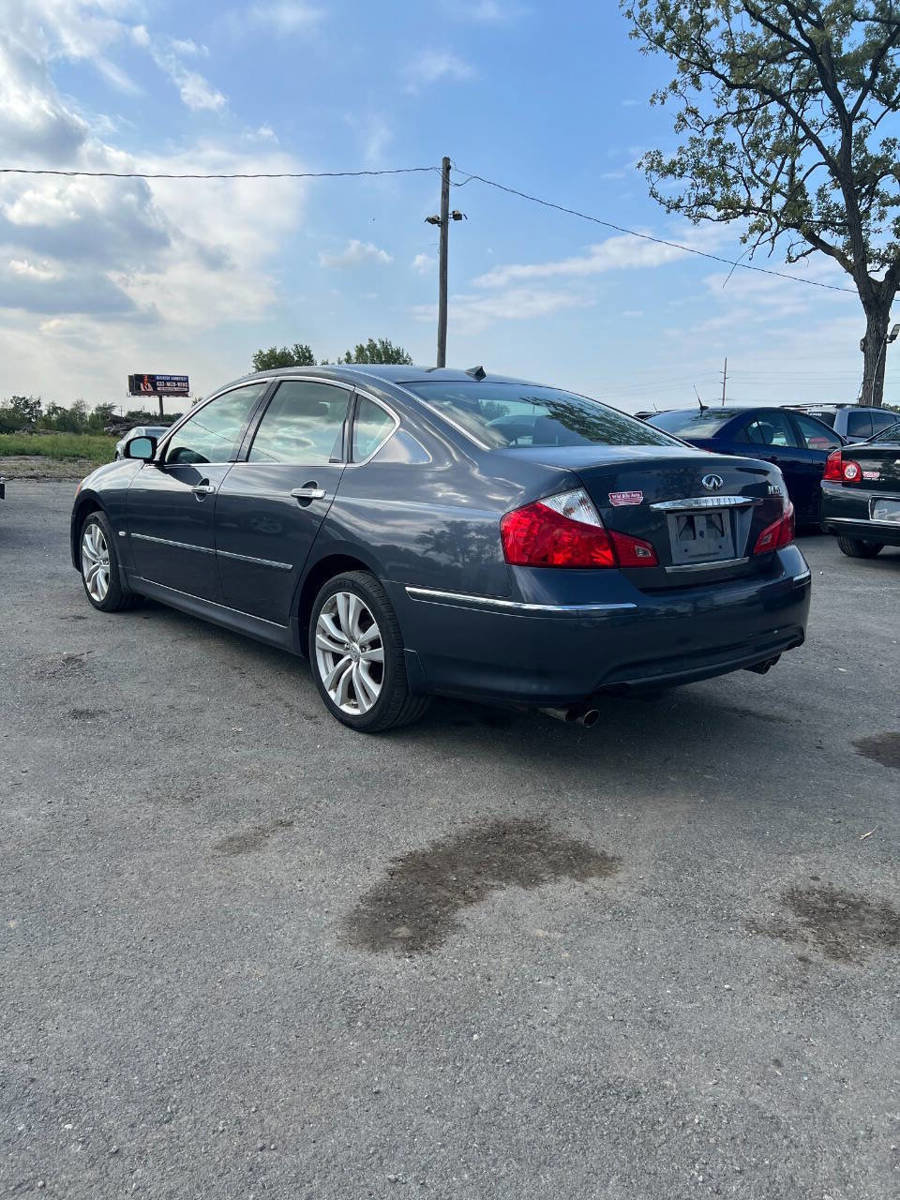 Used 2008 INFINITI M35 x w/ Technology Pkg image 4