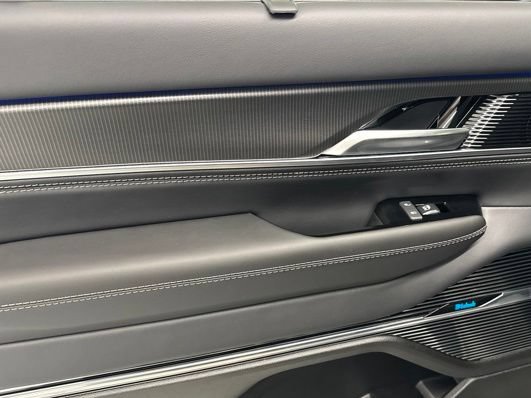 New 2026 Jeep Grand Wagoneer Summit AWD/4WD image 24
