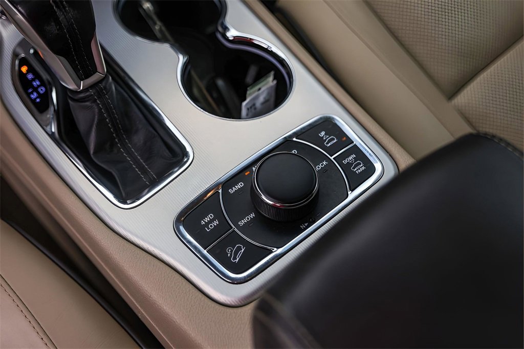 Used 2021 Jeep Grand Cherokee Summit image 20