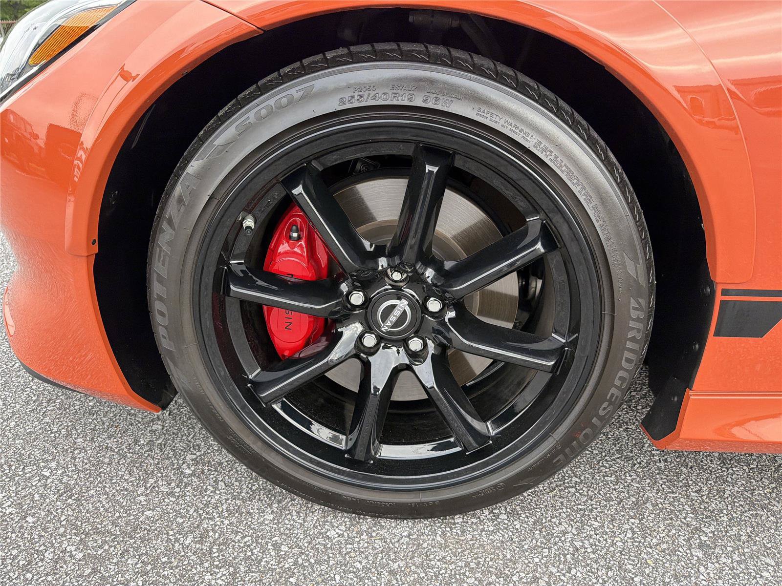 Used 2024 Nissan Z Performance w/ Heritage Edition RWD image 10