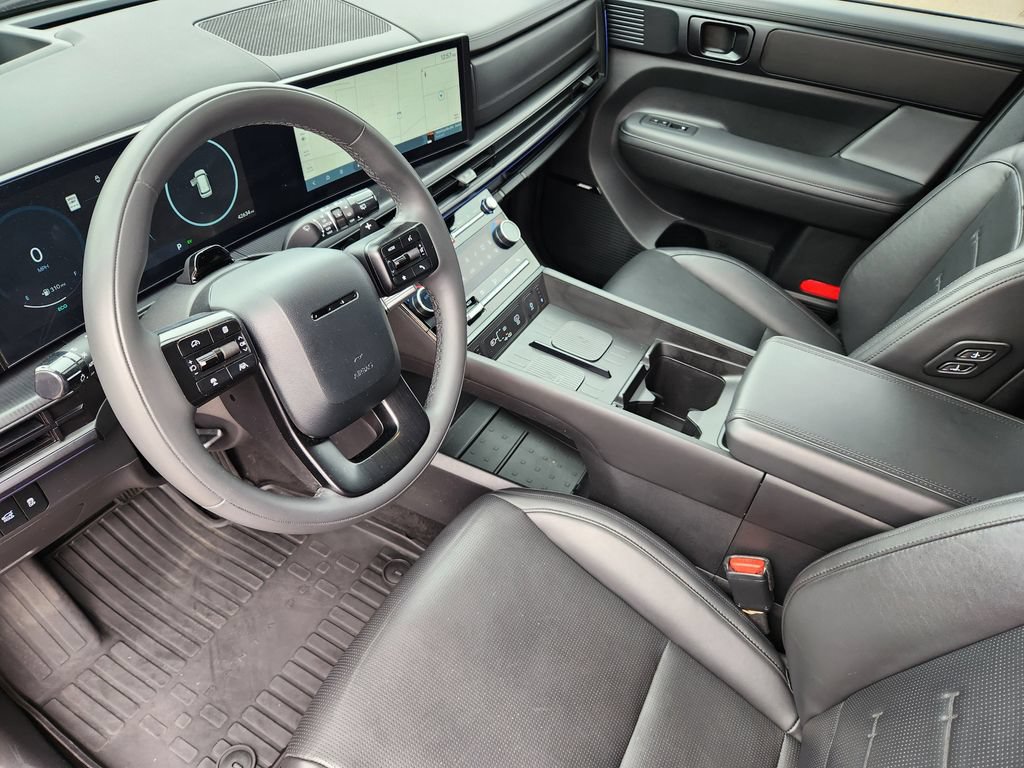 Used 2024 Hyundai Santa Fe Calligraphy AWD/4WD image 10