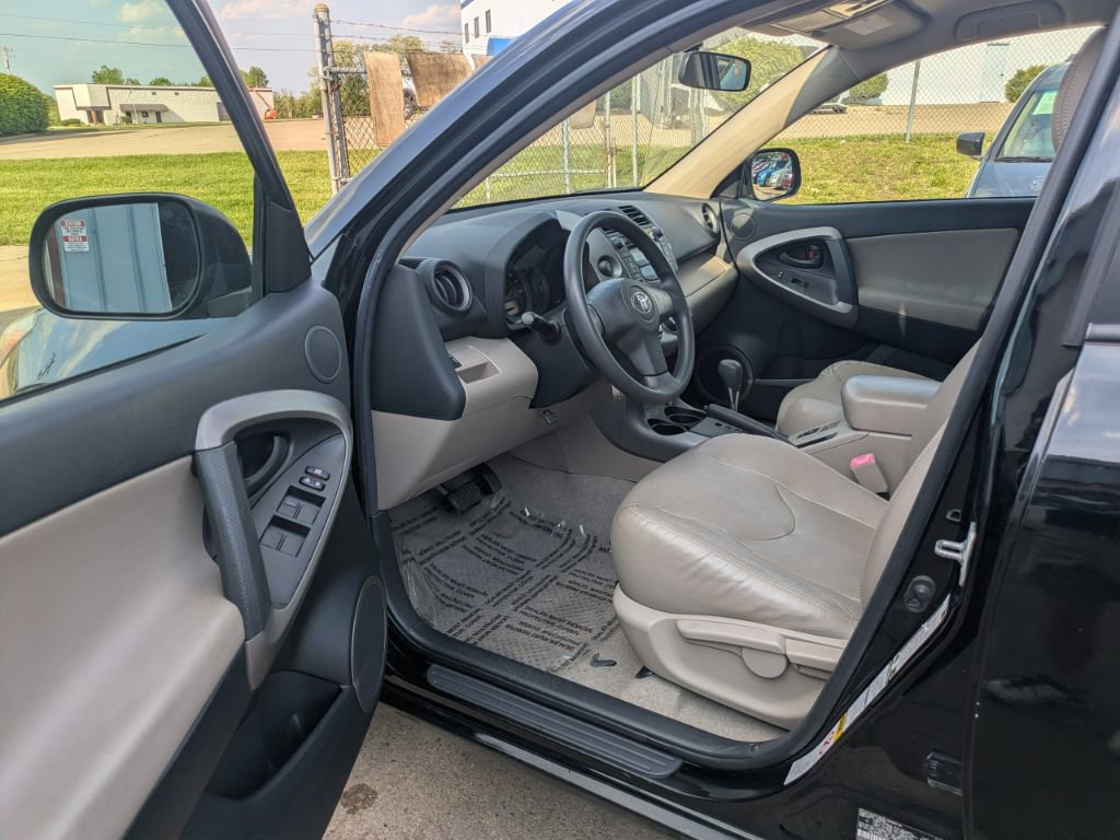 Used 2008 Toyota RAV4 4WD V6 image 10