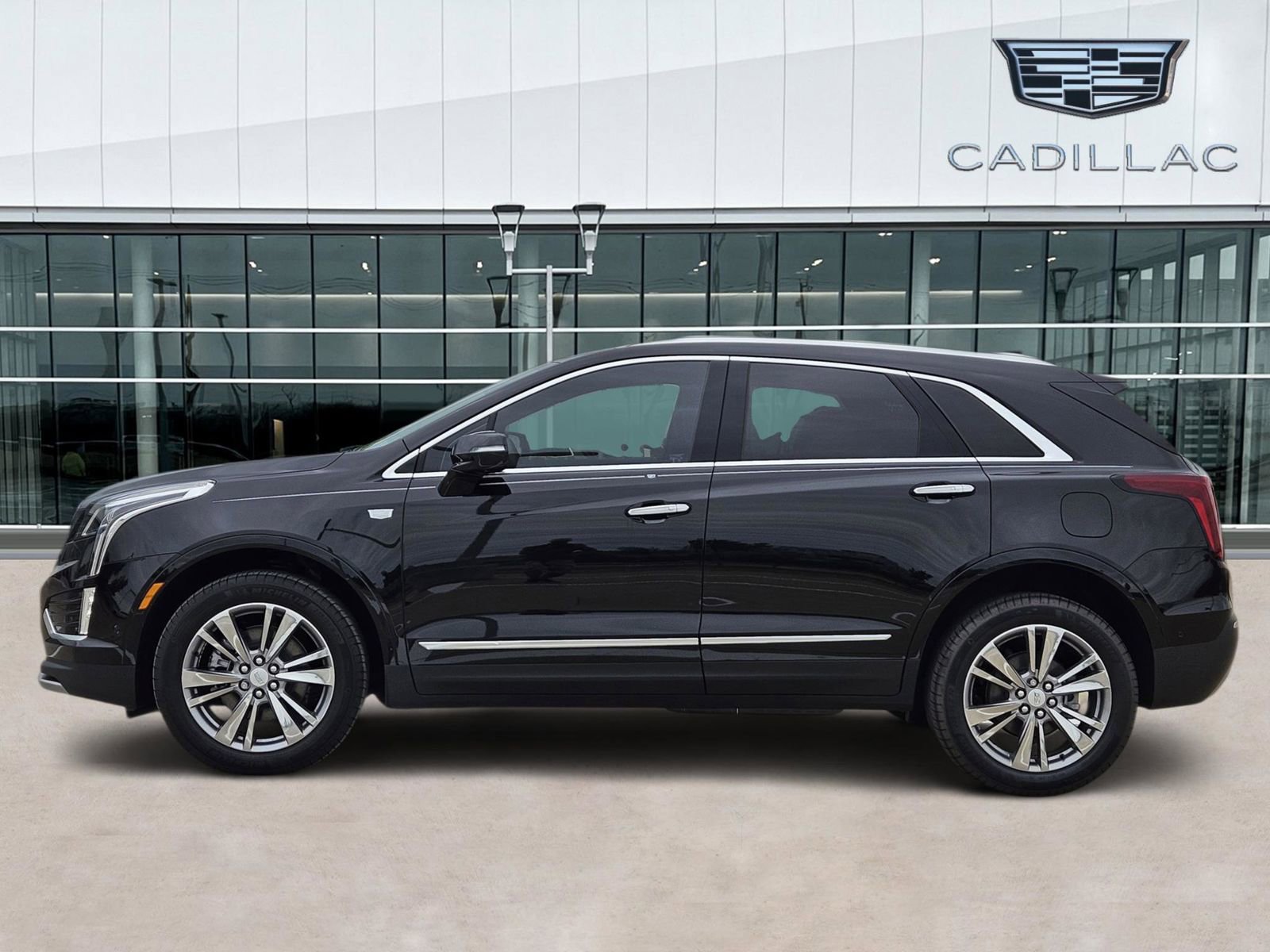New 2026 Cadillac XT5 Premium Luxury FWD image 3