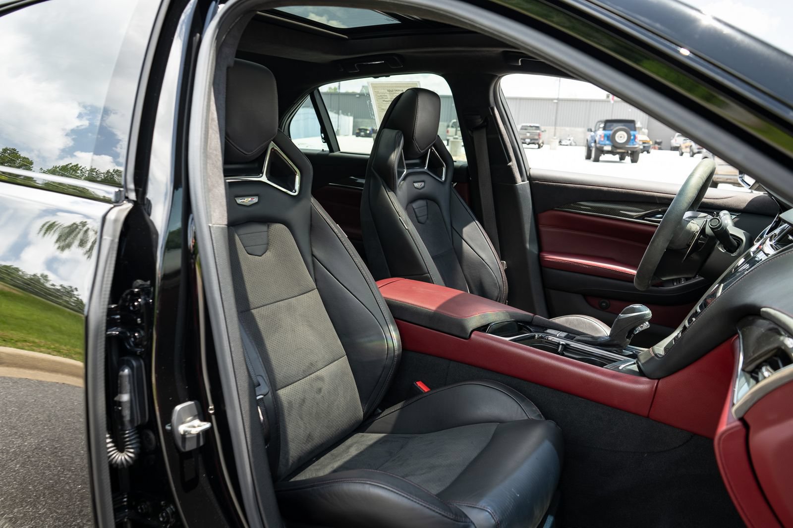 Used 2018 Cadillac CTS V RWD image 53