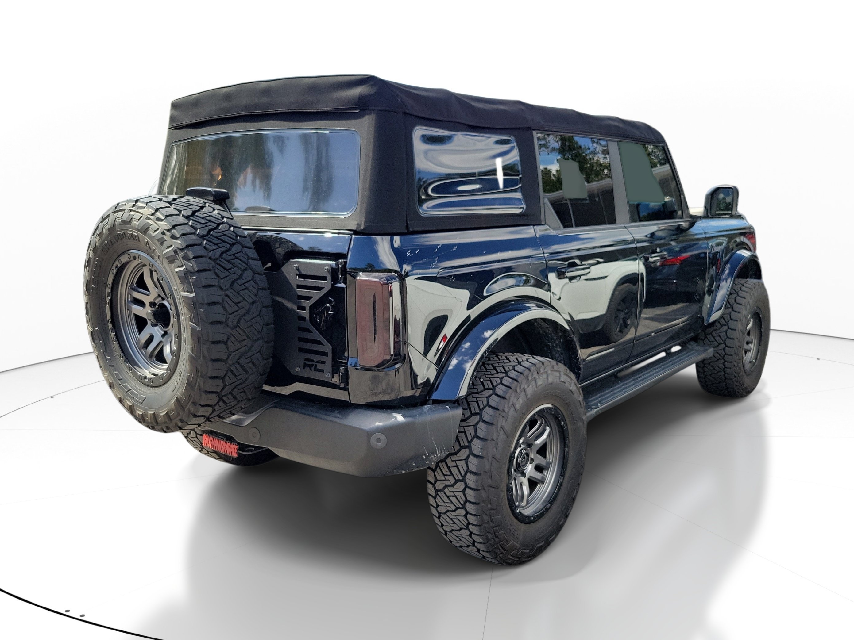 Used 2022 Ford Bronco Outer Banks AWD/4WD image 2