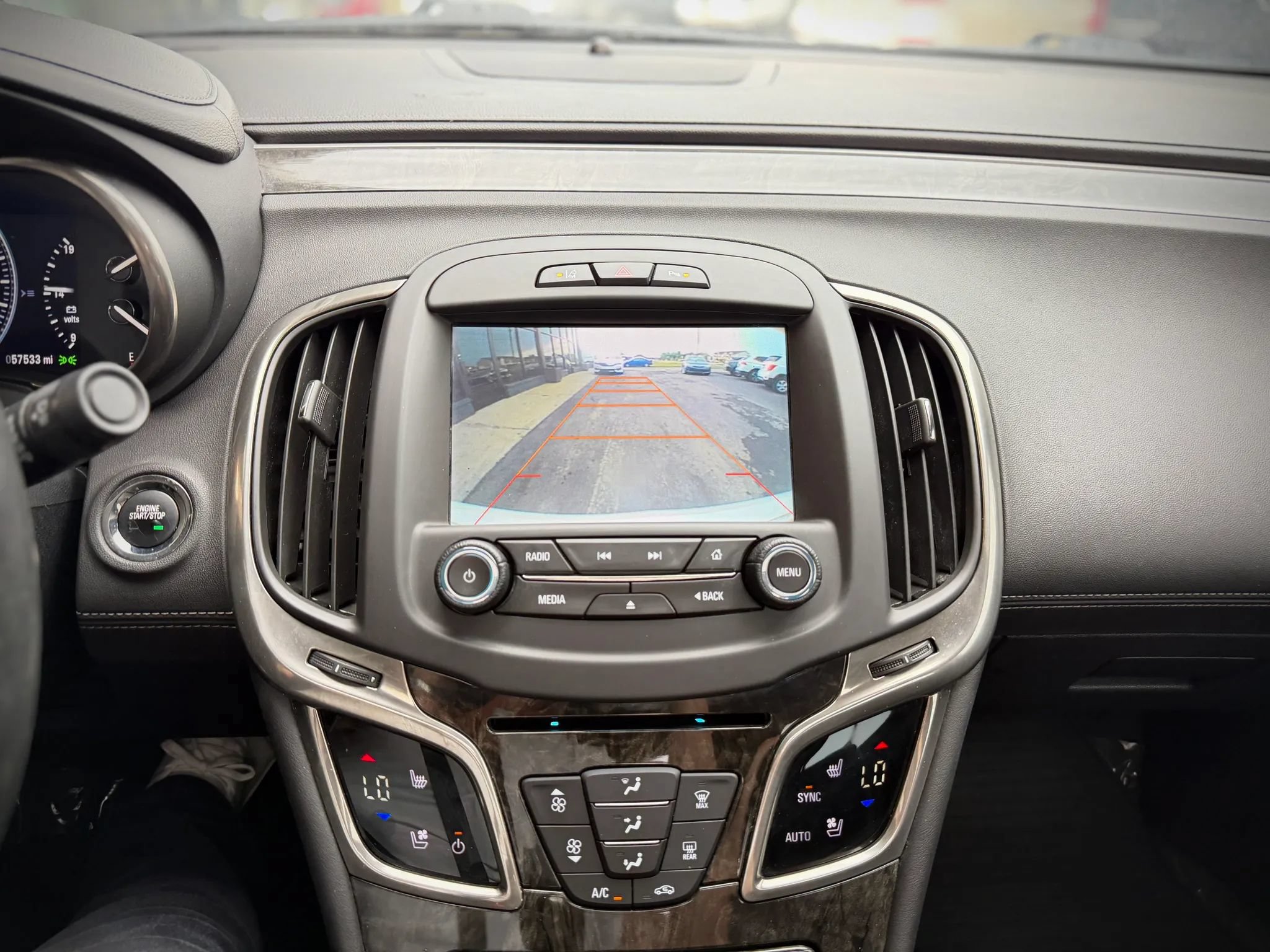 Used 2014 Buick LaCrosse Premium w/ Driver Confidence Package FWD image 13