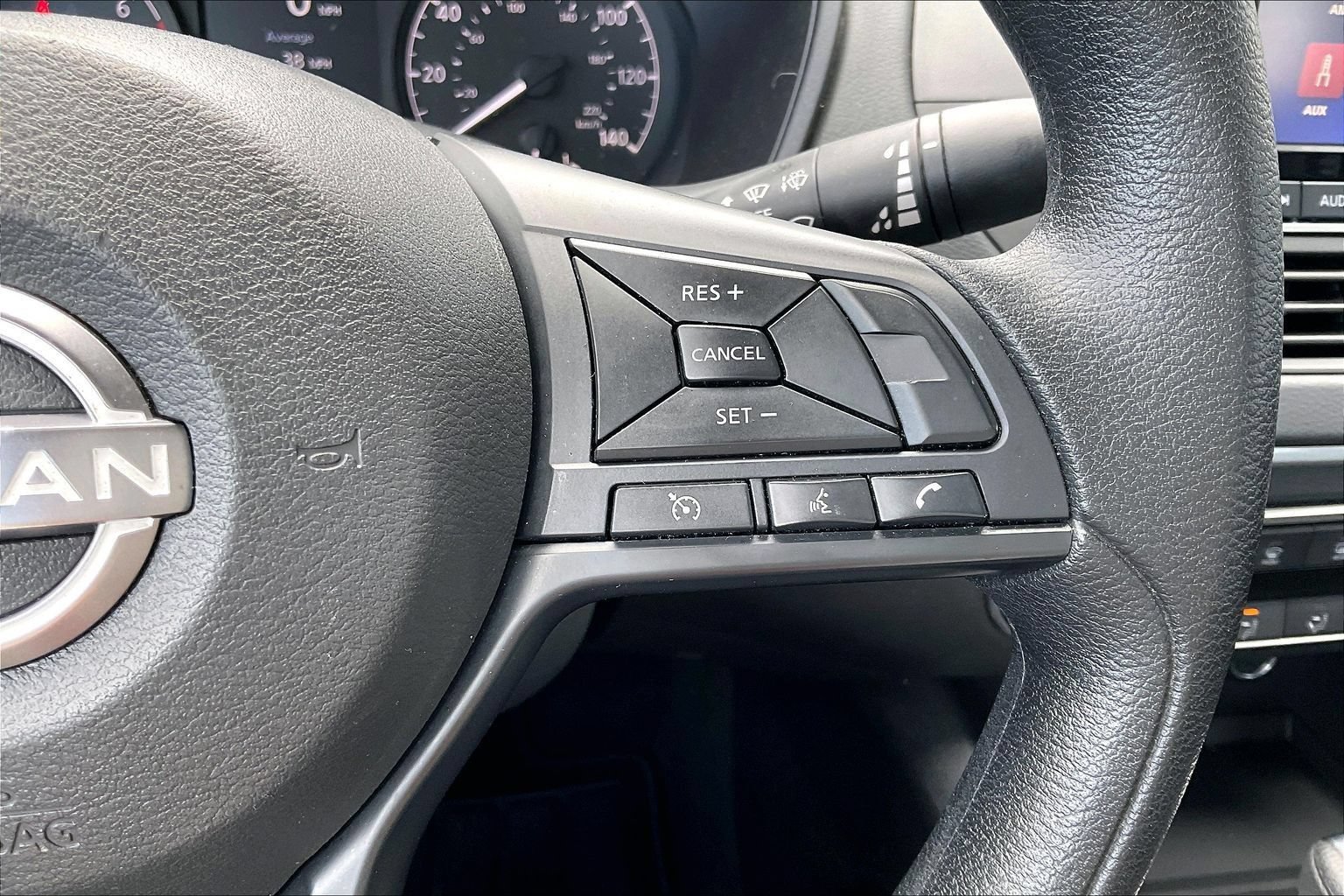 Used 2024 Nissan Altima 2.5 S FWD image 11