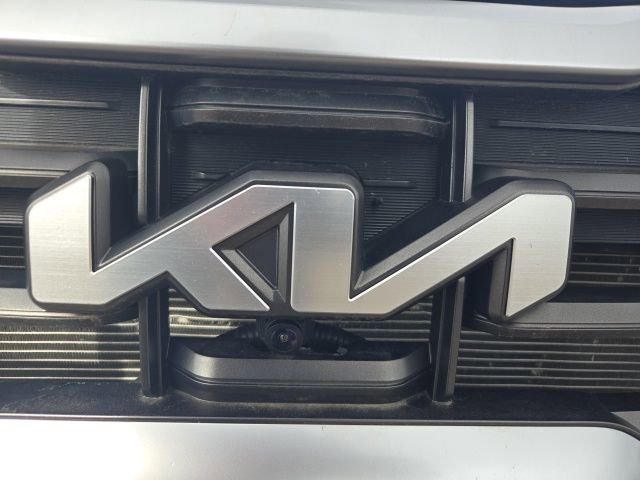 Used 2023 Kia Telluride SX image 32