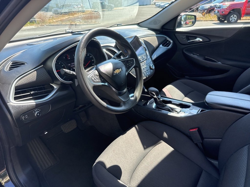 Used 2023 Chevrolet Malibu LT image 14
