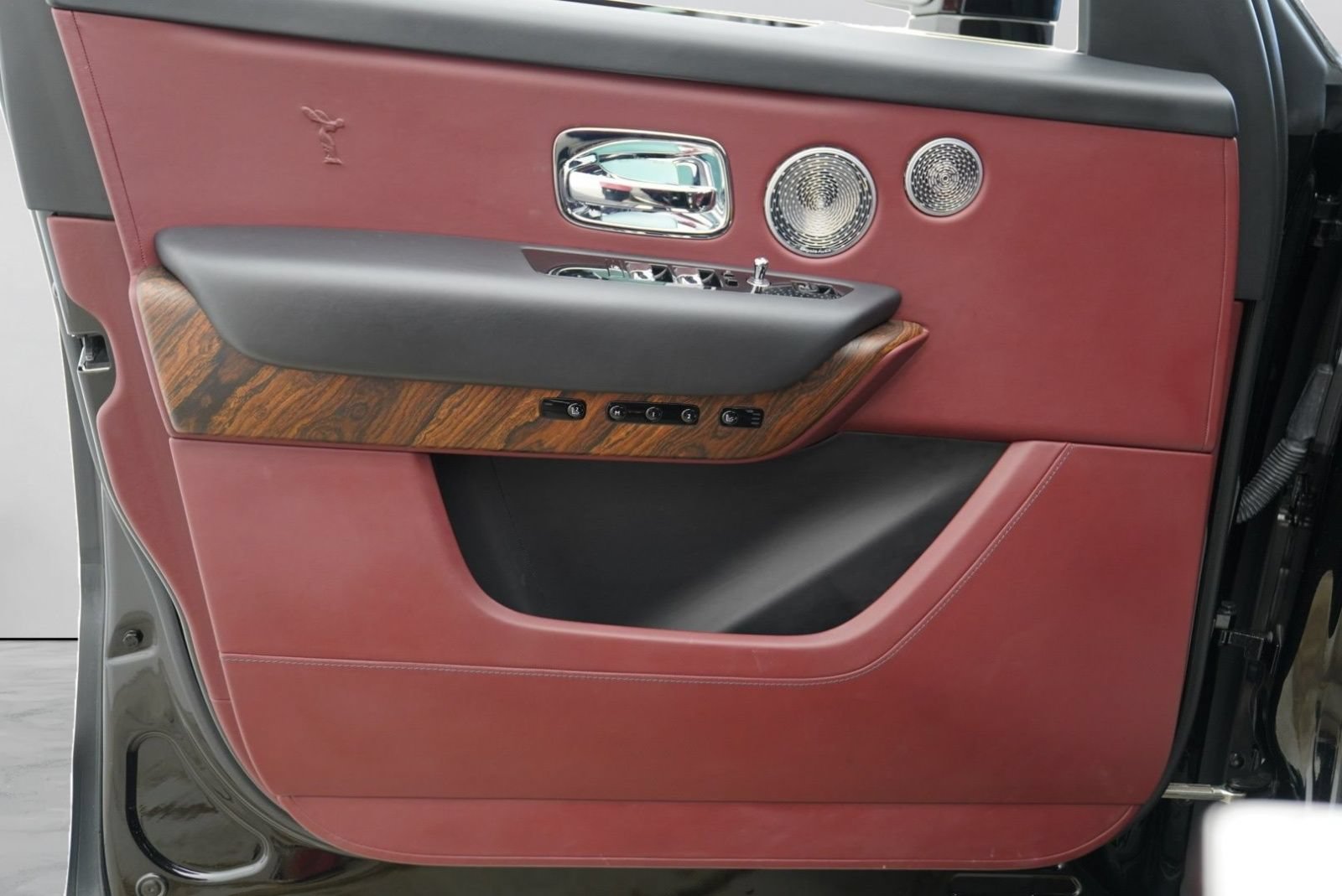 Used 2020 Rolls-Royce Cullinan AWD/4WD image 15