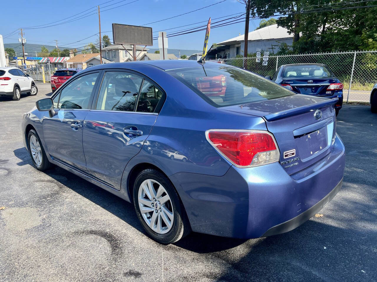 Used 2016 Subaru Impreza 2.0i Premium w/ Popular Package #2 image 4