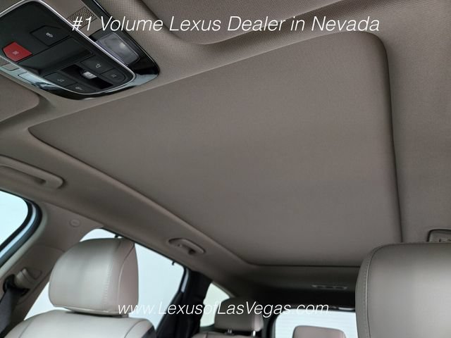 Used 2023 Hyundai Santa Fe SEL w/ Premium Package AWD/4WD image 14